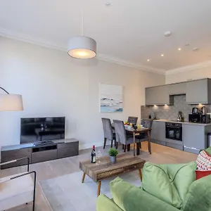 Apartamento Dragon - Centre 2 Bed, Edimburgo