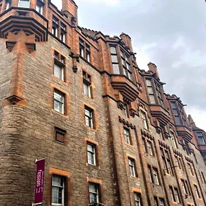 Safestay Cowgate Hostel