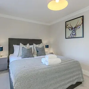 Apartamento Dragon - Centre 2 Bed, Edimburgo