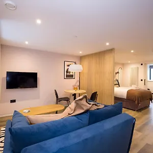 Charming Near Holyrood Park & Calton Hill Edimburgo